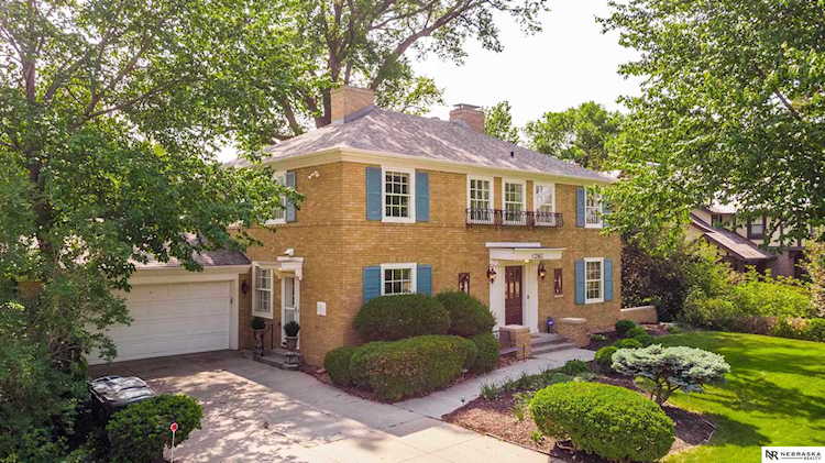 2961 Sheridan Blvd Lincoln, NE 68502