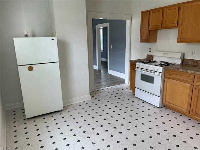1607 Chestnut St Portsmouth, VA 23704