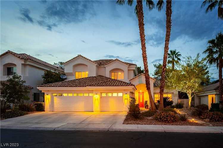 8128 Bay Harbor Dr Las Vegas, NV 89128