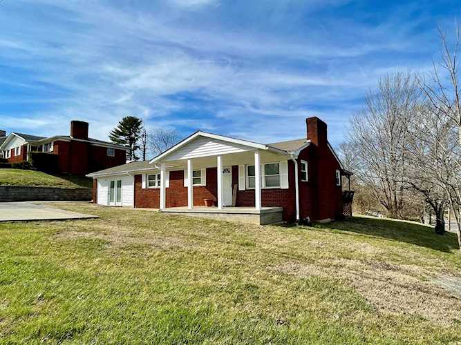 140 Oak Hill Rd, Somerset KY 42503 | MLS 23003124 | $170,000 Photo 1