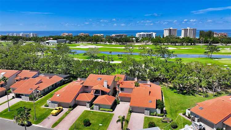 2217 Harbourside Dr #302 Longboat Key, FL 34228