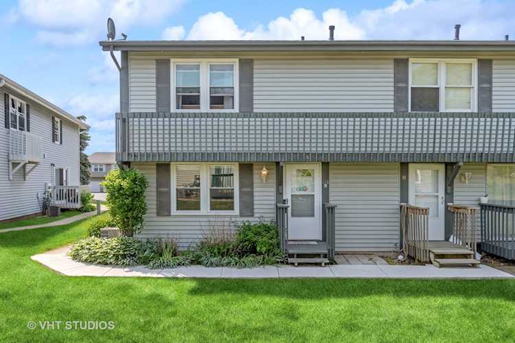 246 Chippewa Ct #C Bolingbrook, IL 60440