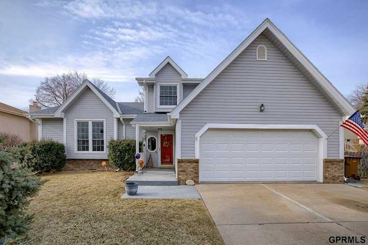 2513 Casey Circle Bellevue, NE 68123 | MLS 22306363 Photo 1