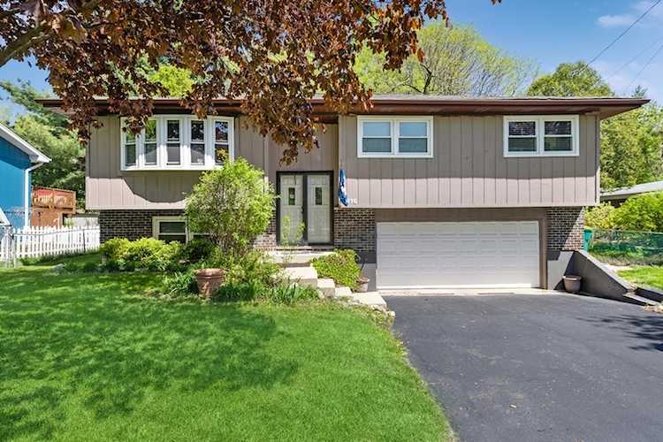116 W Traube Ave Westmont, IL 60559