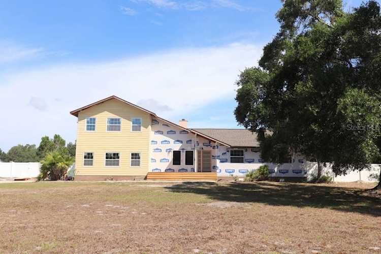 1255 Mustang St Nokomis, FL 34275