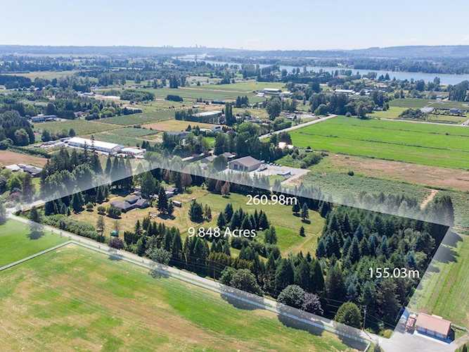 19465 Mcneil Road Pitt Meadows, BC V3Y 1Z1