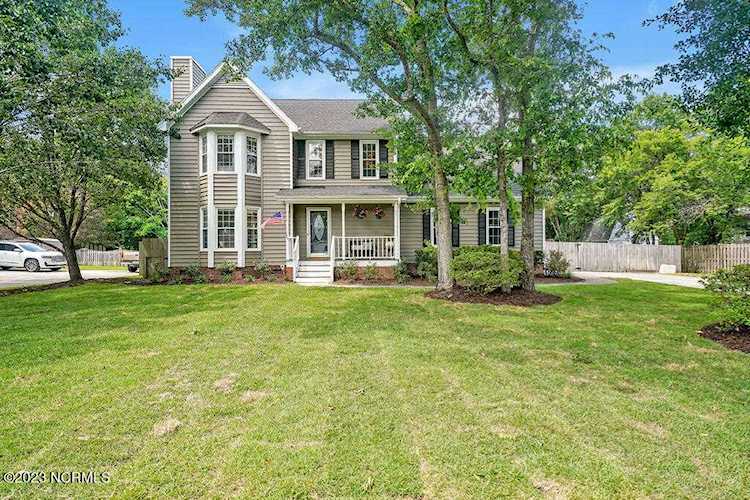 229 Derry Court Wilmington, NC 28411