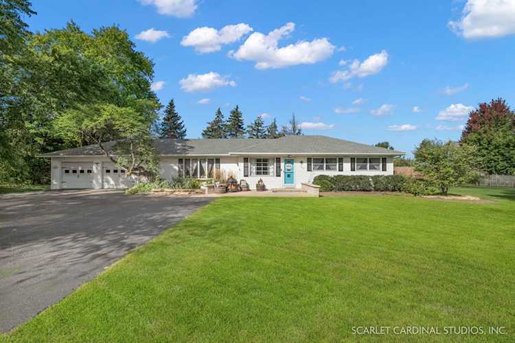 185 David Ct Oswego, IL 60543