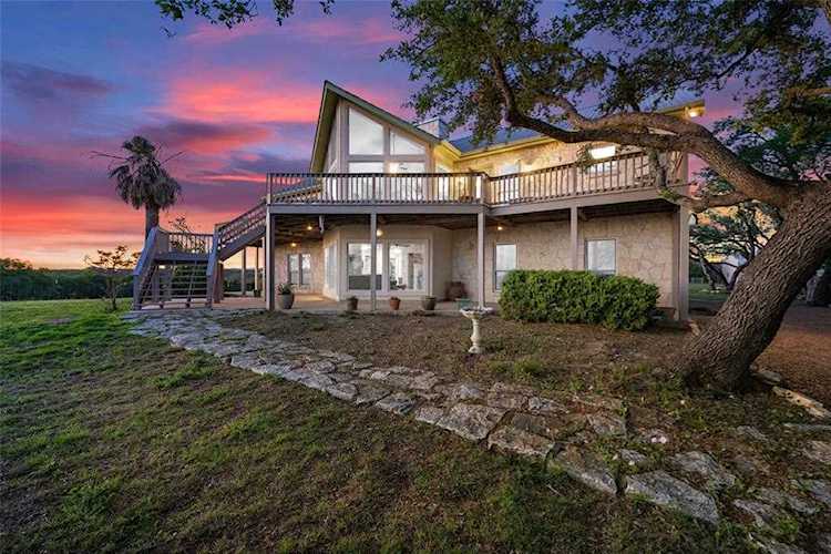 2400 Fitzhugh RD Dripping Springs, TX 78620