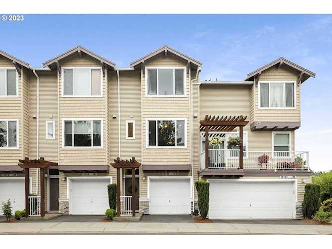 15250 SW Sparrow LOOP #104 Beaverton, OR 97007
