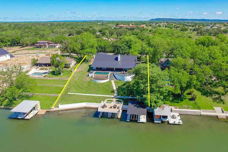 3120 River Oaks Kingsland, TX 78639