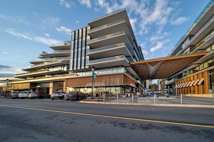 1355 Bellevue Avenue #202 West Vancouver, BC V7T 0B4
