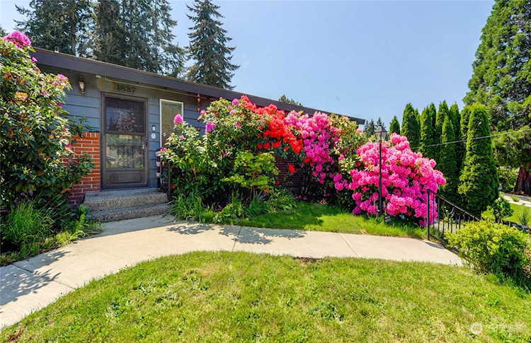 1837 N 163rd St Shoreline, WA 98133
