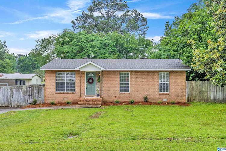 1212 SW 17th Street Childersburg, AL 35044