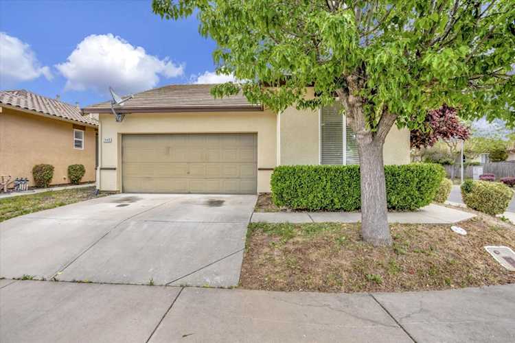 7449 Sun Castle Lane Sacramento, CA 95823
