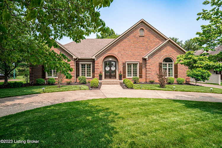 3829 Garwood Pl Louisville, KY 40241