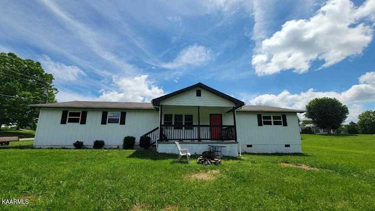 952 Maple Hill Rd Loudon, TN 37774