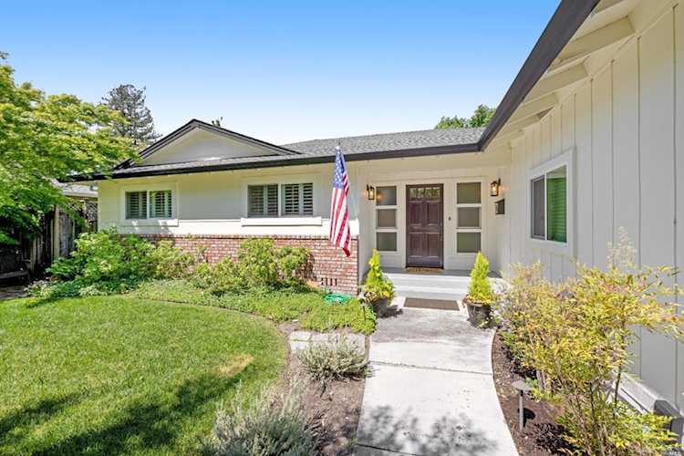 2141 Rivera Drive Santa Rosa, CA 95409