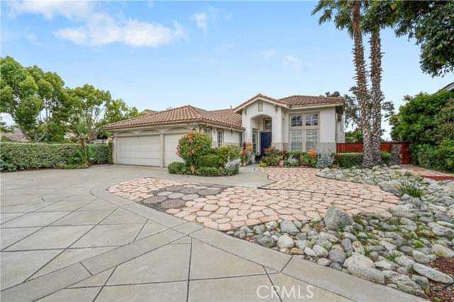 3310 Corte Verso Carlsbad, CA 92009