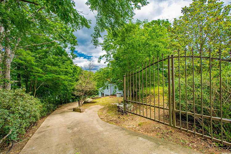 6342 W Lake Dr Alexander, AR 72002
