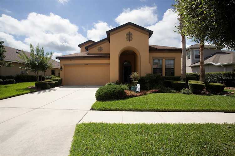 32244 Garden Alcove LOOP Wesley Chapel, FL 33545