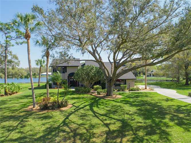 6706 88th St E Bradenton, FL 34202