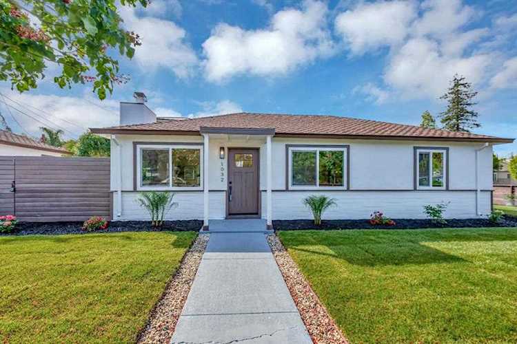 1032 Maddux Dr Palo Alto, CA 94303