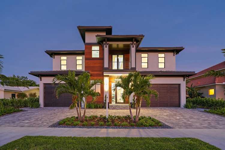 736 Lagoon Drive North Palm Beach, FL 33408