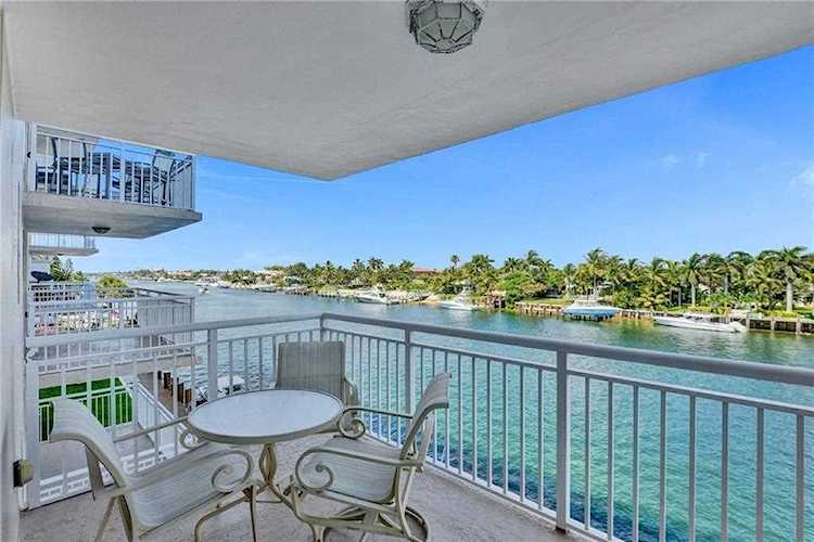 1050 Hillsboro Mile #305W Hillsboro Beach, FL 33062
