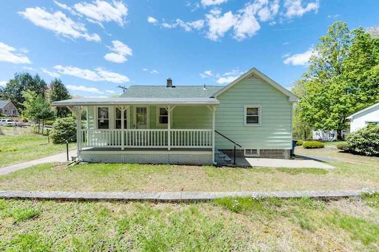 3057 Pine St Palmer, MA 01069