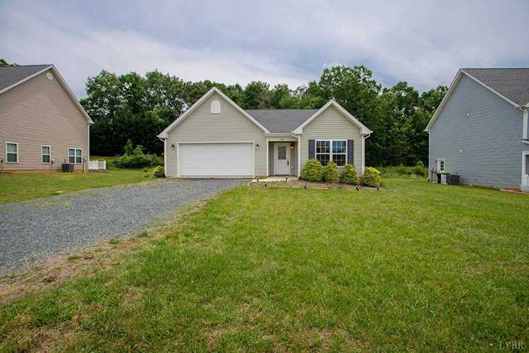 165 Stratford Place Madison Heights, VA 24572