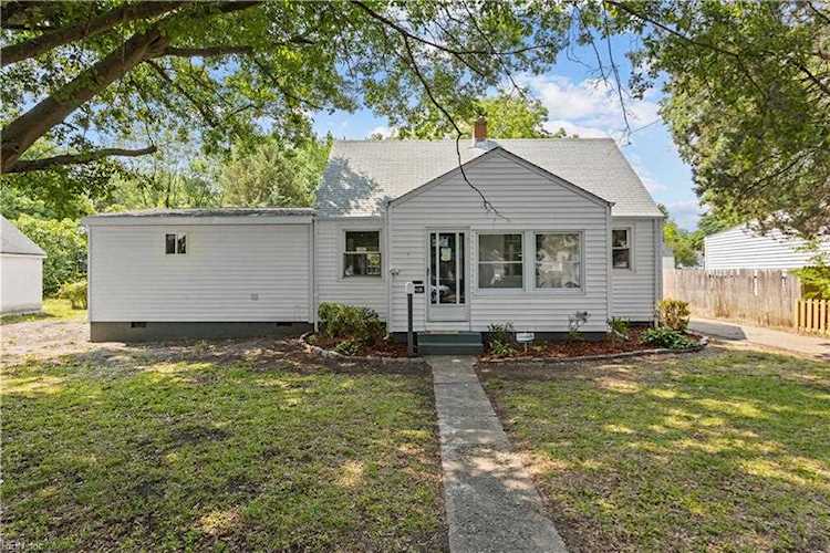 3201 Dartmouth St Portsmouth, VA 23707