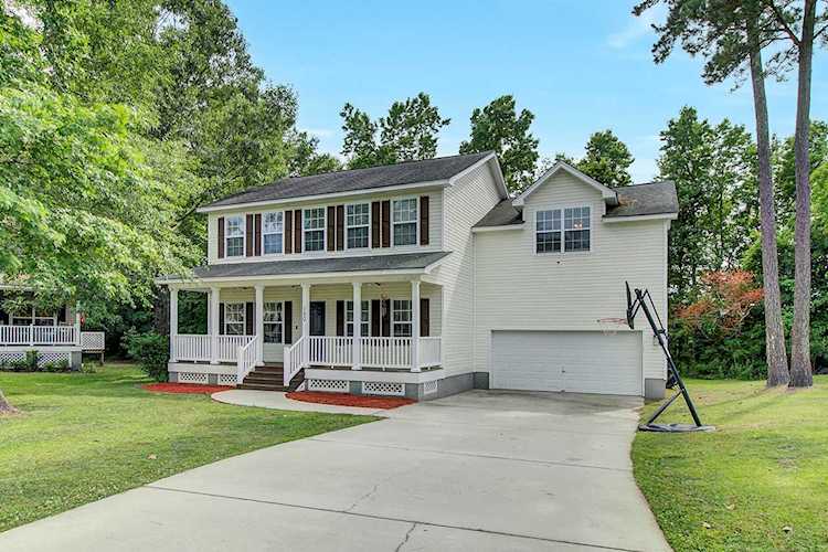 120 Heatherlock St Hanahan, SC 29410