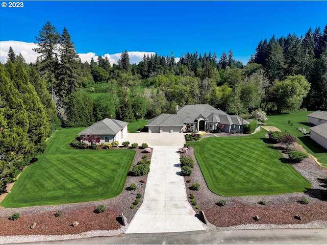 14717 NE 57th CT Vancouver, WA 98686