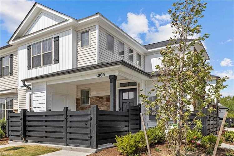 204 W Kathy Ann Way Carrollton, VA 23314