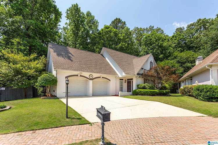 2904 Summerwood Circle Hoover, AL 35242