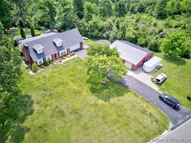 10620 Lambs Ridge Rd SE Elizabeth, IN 47117