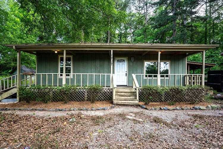 1717 Reed Benton, AR 72015