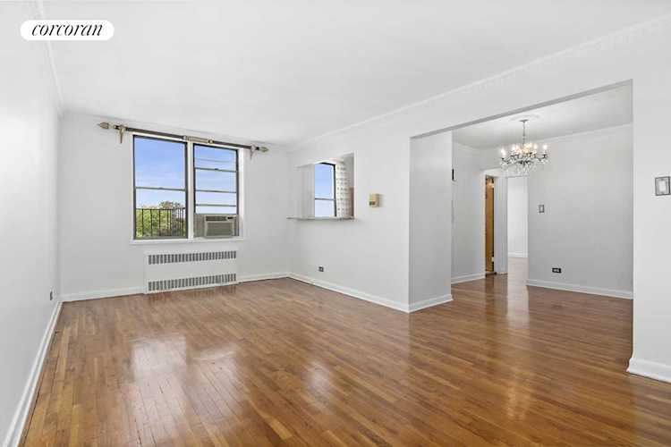 1345 E 4th St #4C Brooklyn, NY 11230