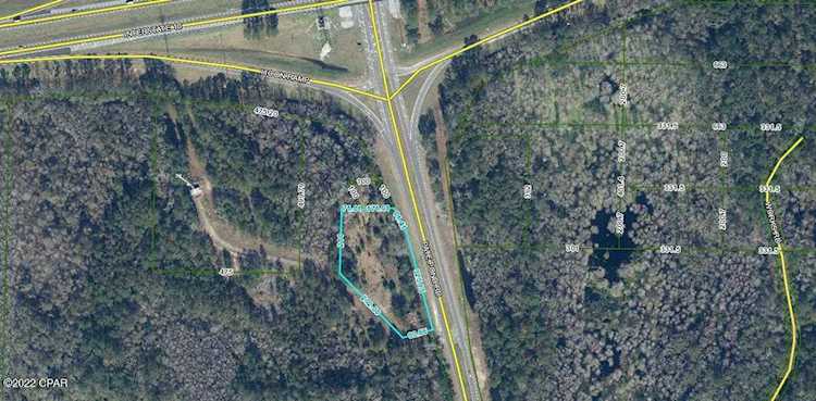 1090 Pate Pond Rd Caryville, FL 32427