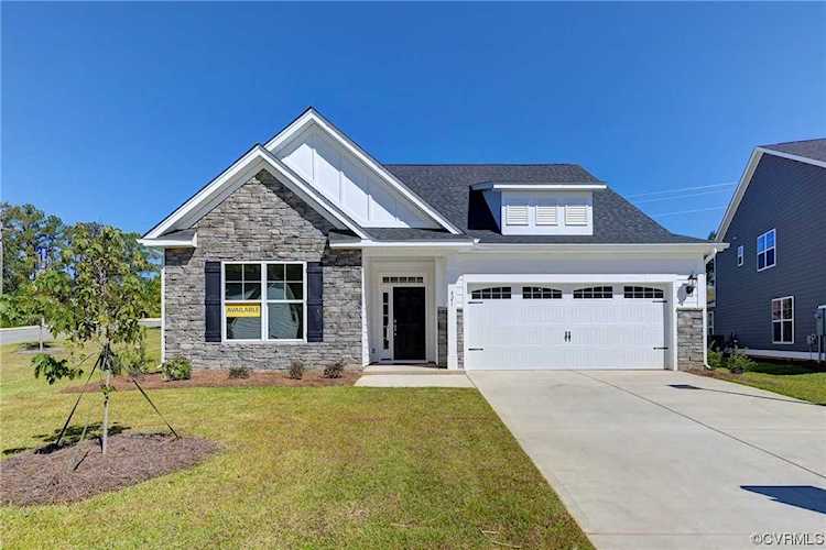 12230 Downrigger Dr Chester, VA 23836
