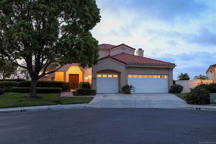 5290 Via Talavera San Diego, CA 92130