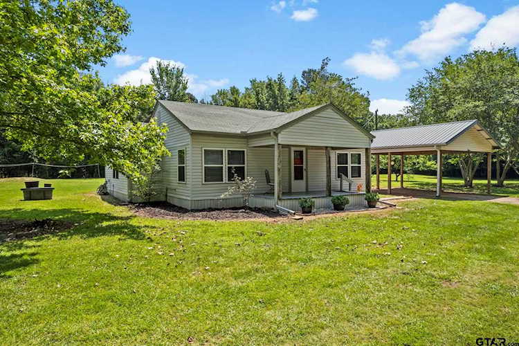 2267 County Road 4385 SE Scroggins, TX 75480