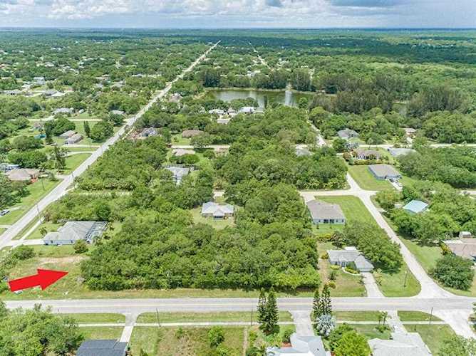 8725 92nd Court Vero Beach, FL 32967