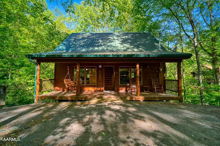 1705 Jacks Sevierville, TN 37876
