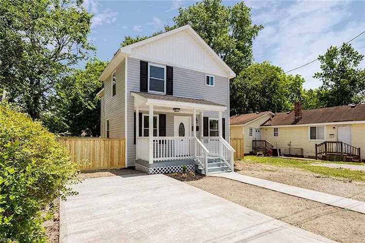 108 S Capital St Suffolk, VA 23434