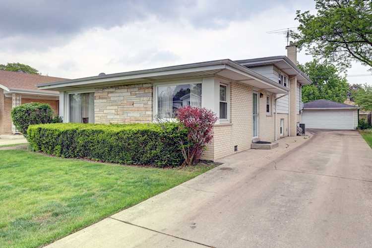 2831 Downing Ave Westchester, IL 60154