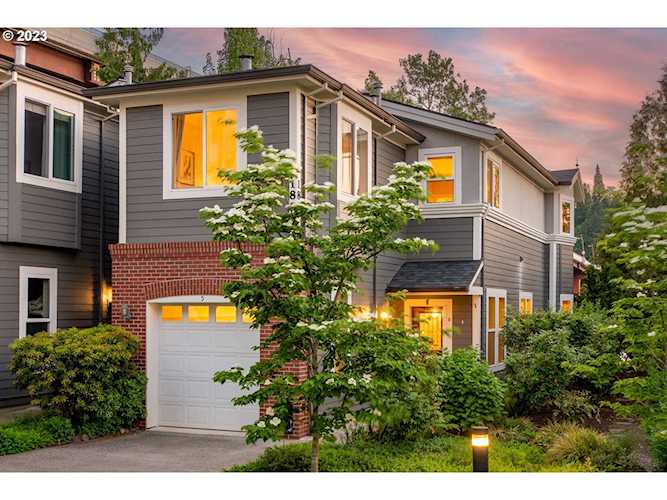 188 SE Spokane ST #R-5 Portland, OR 97202