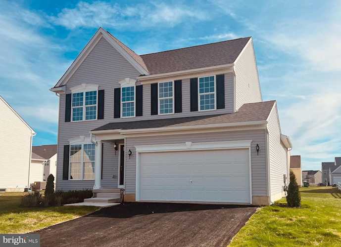 45 Farleigh Dr Smyrna, DE 19977