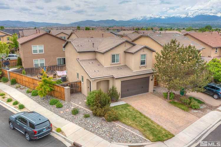 1944 Glacier Meadow Dr Reno, NV 89521